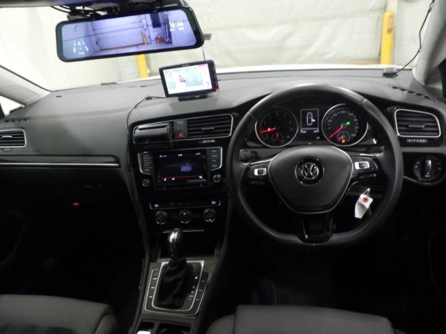 VOLKSWAGEN GOLF 2013