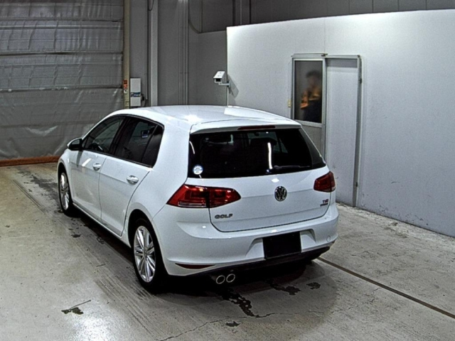 VOLKSWAGEN GOLF 2013