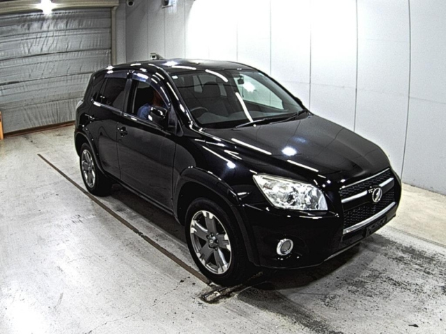 TOYOTA RAV4 2011