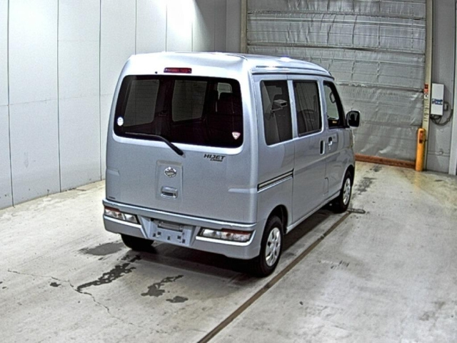 DAIHATSU HIJET VAN 2020