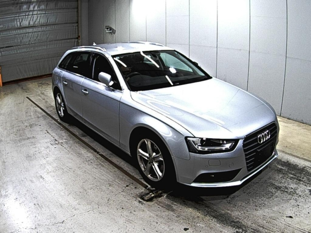 AUDI A4 2013