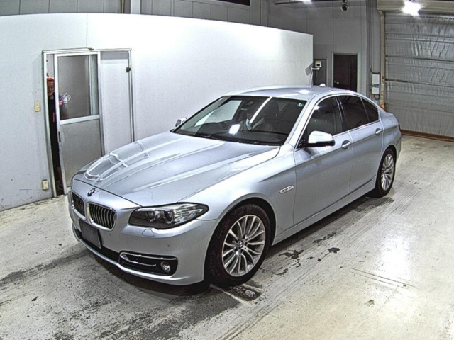 BMW 5 SERIES 2014