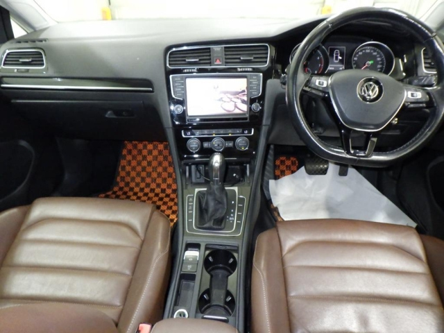VOLKSWAGEN GOLF 2013