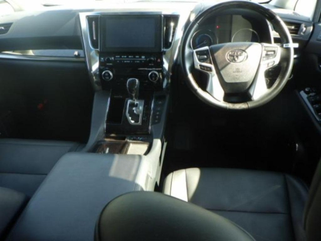 TOYOTA ALPHARD 2018