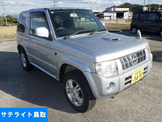 NISSAN KIX 2009