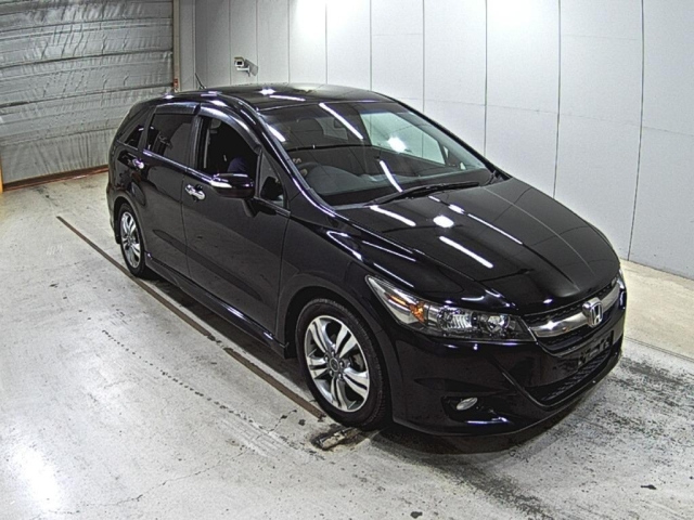 HONDA STREAM 2010