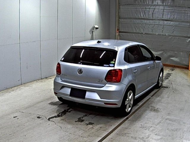VOLKSWAGEN POLO 2017