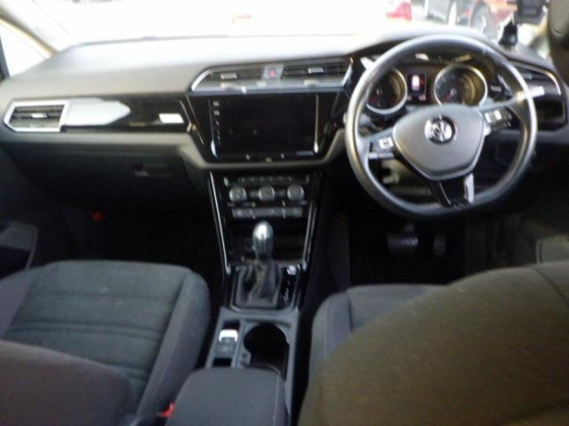 VOLKSWAGEN GOLF TOURAN 2020