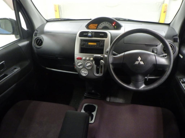 MITSUBISHI TOPPO 2010