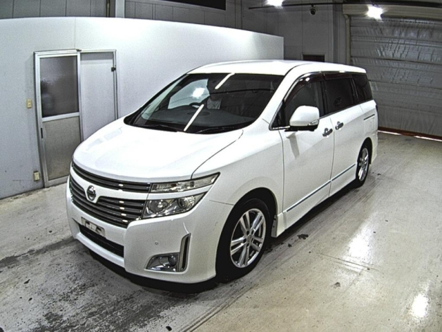 NISSAN ELGRAND 2011