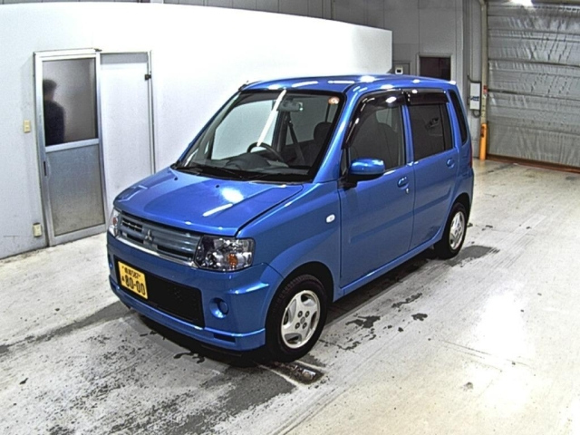 MITSUBISHI TOPPO 2010