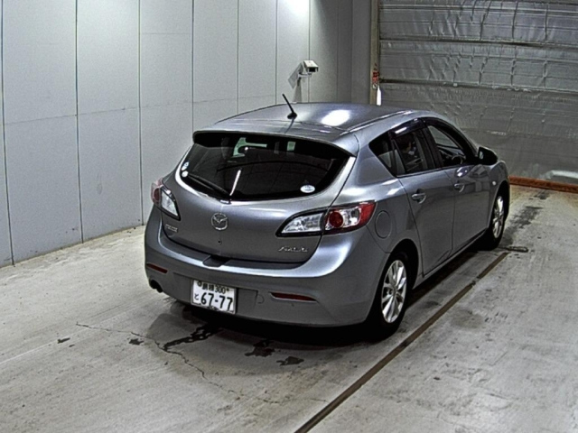 MAZDA AXELA 2011