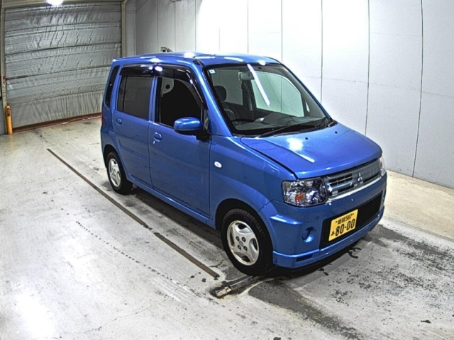 MITSUBISHI TOPPO 2010