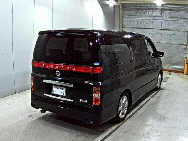NISSAN ELGRAND 2008