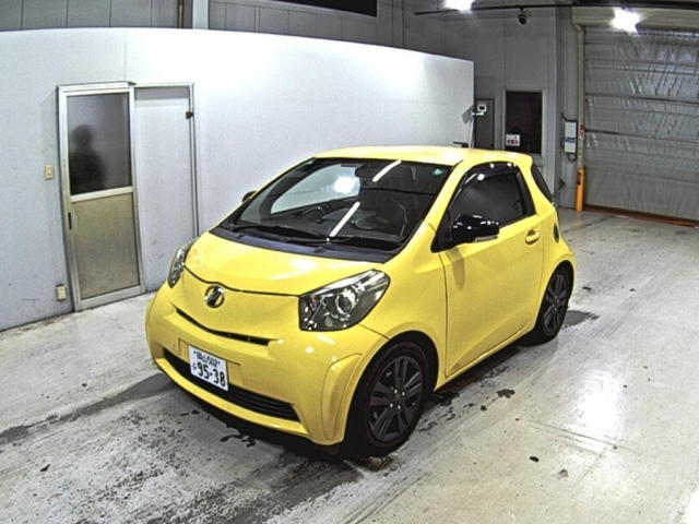 TOYOTA IQ 2009
