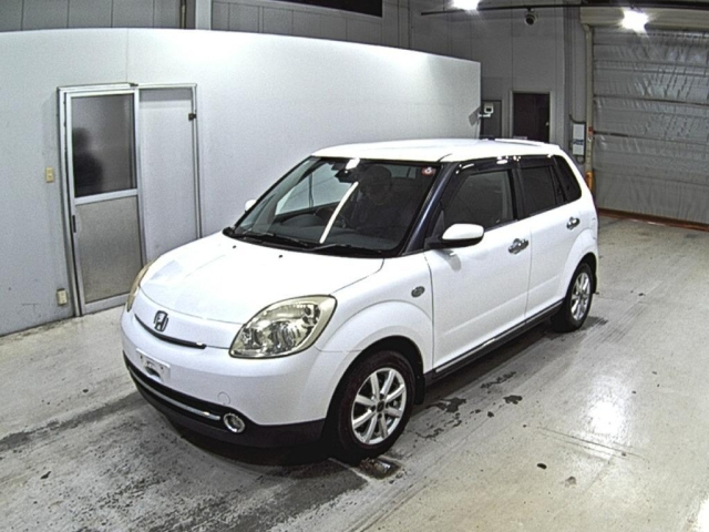 MAZDA VERISA 2008