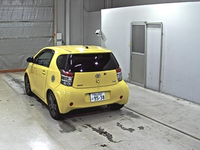 TOYOTA IQ 2009