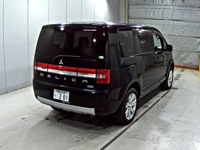 MITSUBISHI DELICA D5 2014
