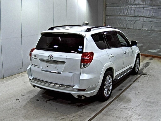 TOYOTA VANGUARD 2012