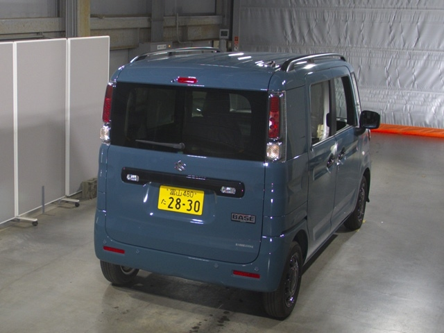 SUZUKI SPACIA BASE 2024