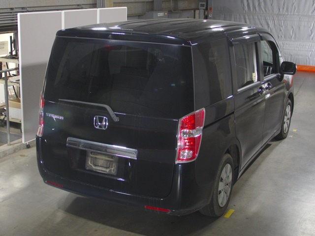 HONDA STEP WAGON 2011