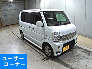 MITSUBISHI TOWNBOX 2014