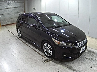 HONDA STREAM 2011