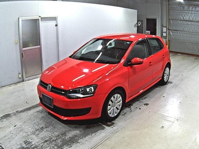 VOLKSWAGEN POLO 2011