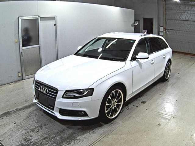 AUDI A4 2010