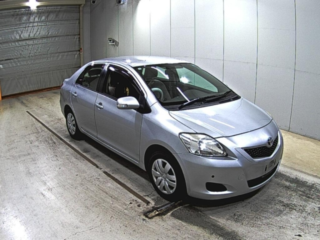 TOYOTA BELTA 2009