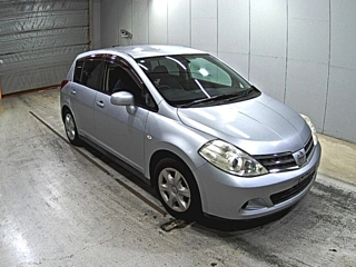 NISSAN TIIDA 2008