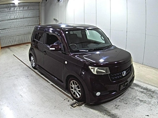 TOYOTA BB 2011