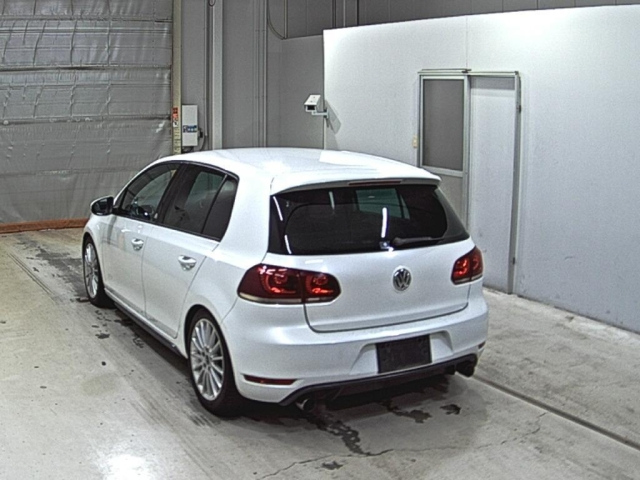 VOLKSWAGEN GOLF 2011