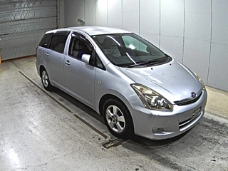 TOYOTA WISH 2008