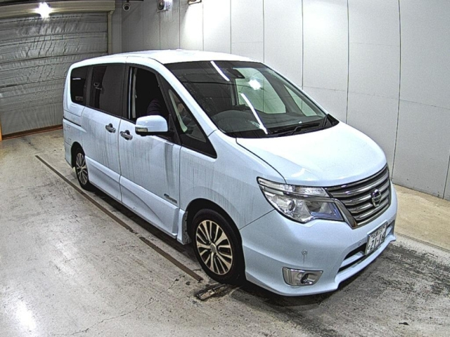 NISSAN SERENA 2015