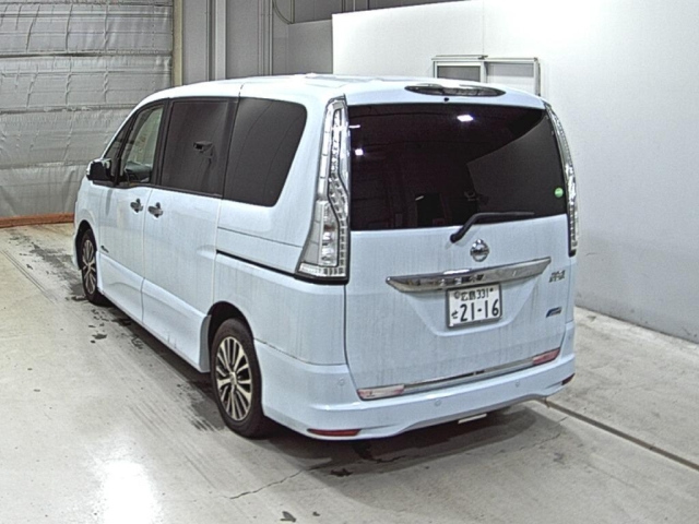 NISSAN SERENA 2015