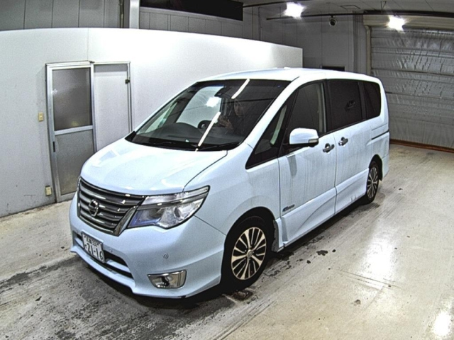 NISSAN SERENA 2015