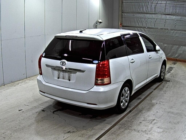 TOYOTA WISH 2009