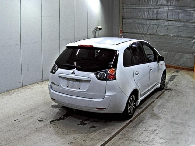 MITSUBISHI COLT PLUS 2009