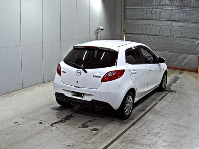 MAZDA DEMIO 2014