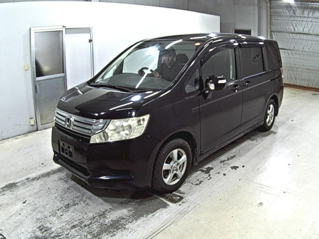 HONDA STEP WAGON 2011