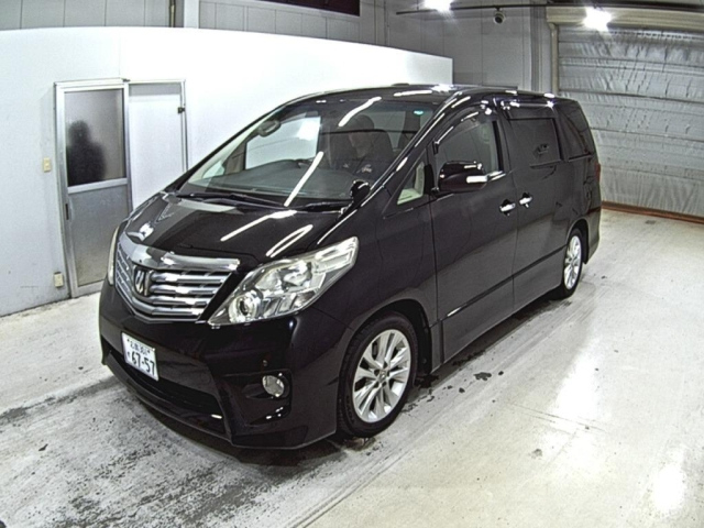 TOYOTA ALPHARD 2009