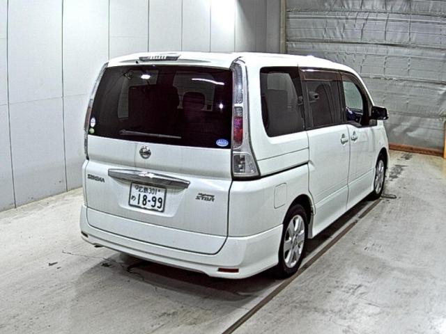 NISSAN SERENA 2009