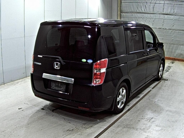 HONDA STEP WAGON 2011