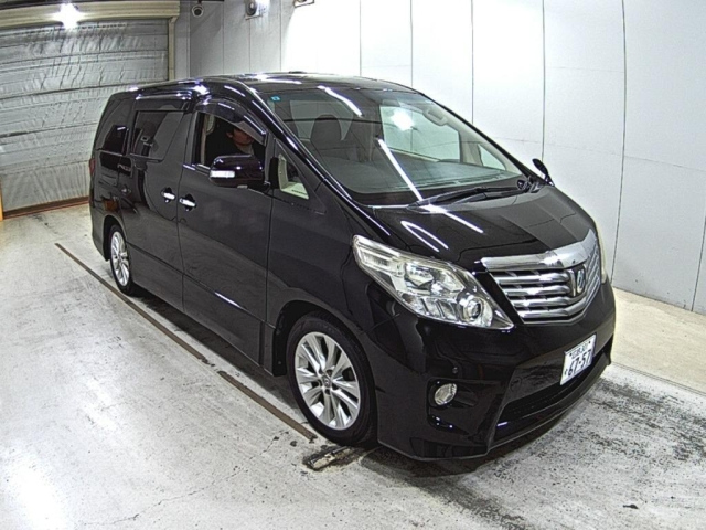 TOYOTA ALPHARD 2009