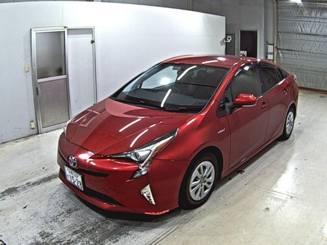 TOYOTA PRIUS 2016