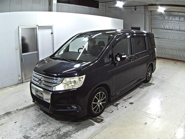 HONDA STEP WAGON 2009