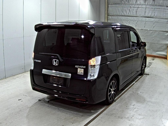HONDA STEP WAGON 2009