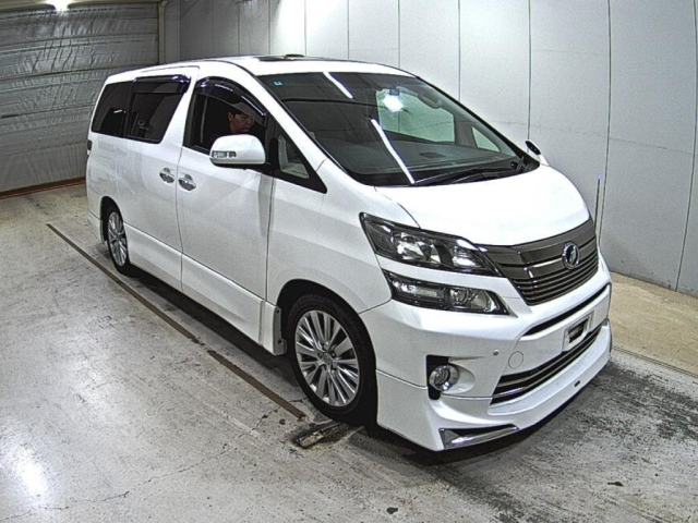 TOYOTA VELLFIRE 2012