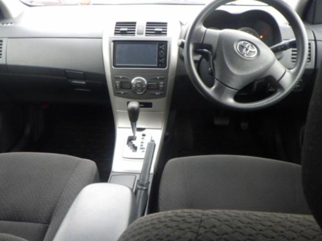 TOYOTA COROLLA FIELDER 2011